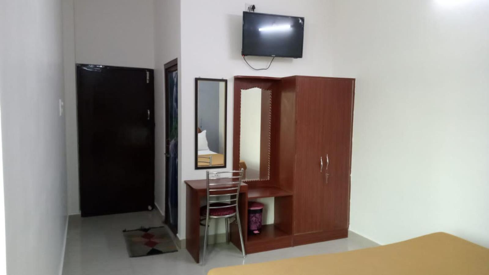 فاراناسي Varuna Palace-Fully Vaccinated Staff المظهر الخارجي الصورة